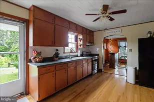 303 Lee St, Front Royal, VA 22630 - Photo 8