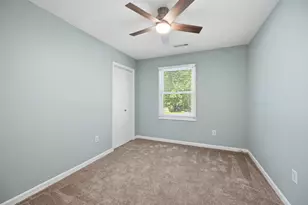 686 Rollason Dr, Front Royal, VA 22630 - Photo 18