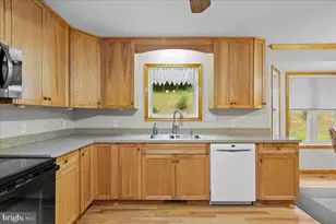 906 Cauthorn Mill Dr, Middletown, VA 22645 - Photo 18