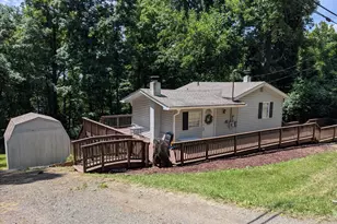 430 Worlds End Ln, Linden, VA 22642 - Photo 2
