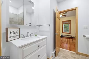 527 Panhandle Rd, Bentonville, VA 22610 - Photo 16