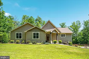 182 Maywood Dr, Front Royal, VA 22630 - Photo 2