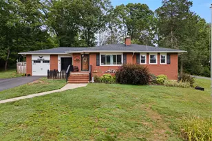 149 Dungadin Rd, Front Royal, VA 22630 - Photo 2