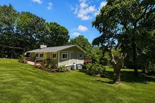 454 Pine Ridge Dr, Front Royal, VA 22630 - Photo 10