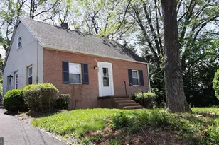 382 W 11th St, Front Royal, VA 22630 - Photo 14