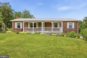 11 Ashlawn Ct, Front Royal, VA 22630 - Photo 2