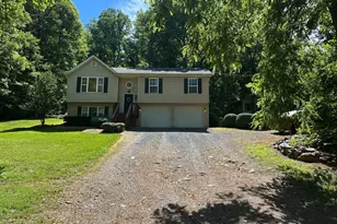 518 Reid Dr, Front Royal, VA 22630 - Photo 2