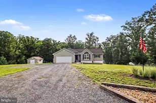 670 Rocky Hollow Rd, Bentonville, VA 22610 - Photo 2