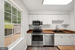 286 Oregon Hollow Rd, Linden, VA 22642 - Photo 16