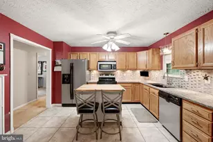 461 Rome Beauty Dr, Linden, VA 22642 - Photo 16