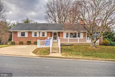 28 Bee Street, Front Royal, VA 22630 - Photo 1