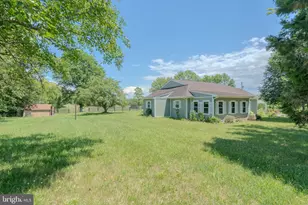 129 Ridgeway Rd, Front Royal, VA 22630 - Photo 1