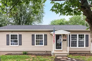 706 W 14th St, Front Royal, VA 22630 - Photo 2