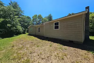 348 Thompson Hollow Rd, Bentonville, VA 22610 - Photo 10