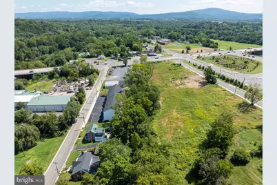 37 W Duck Street W, Front Royal, VA 22630 - Photo 6