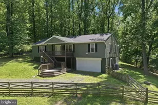 128 Orchard Lagoon Dr, Linden, VA 22642 - Photo 1