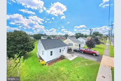 637 Manassas Avenue, Front Royal, VA 22630 - Photo 2