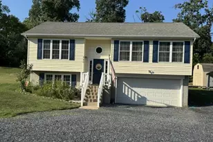 780 Lower Valley Rd, Strasburg, VA 22657 - Photo 1