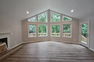 327 Woodpecker Way, Linden, VA 22642 - Photo 2