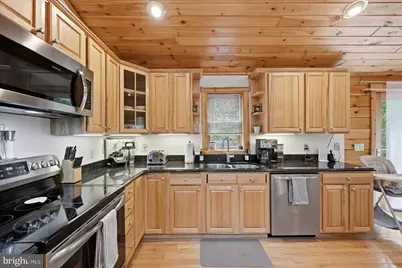 938 Fetchett Road, Bentonville, VA 22610 - Photo 8