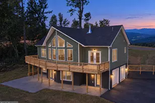 113 Lee Dr, Linden, VA 22642 - Photo 8