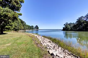 102 Tue Marsh Ln, Yorktown, VA 23692 - Photo 38