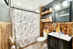 22 Mountain View St, Petersburg, WV 26847 - Photo 34