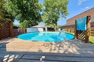 22 Mountain View St, Petersburg, WV 26847 - Photo 14