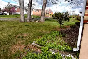 201 Woodlawn Dr, Petersburg, WV 26847 - Photo 32