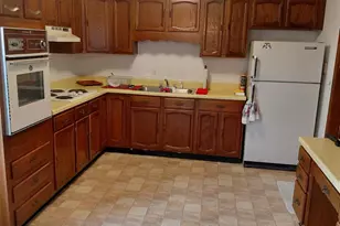 201 Woodlawn Dr, Petersburg, WV 26847 - Photo 8