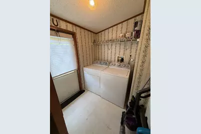 58 Creek Street, Petersburg, WV 26847 - Photo 8