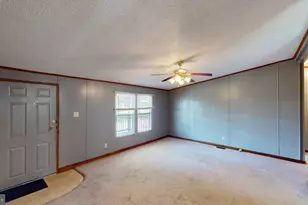 58 Creek St, Petersburg, WV 26847 - Photo 6