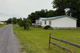 205 Jacob Dr, Moorefield, WV 26836 - Photo 2