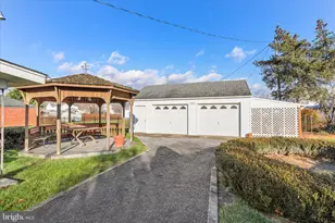 101 Burr St, Moorefield, WV 26836 - Photo 36