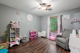 125 Ender Ave, Moorefield, WV 26836 - Photo 10