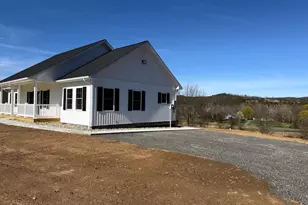 152 Fisher Ln, Moorefield, WV 26836 - Photo 4