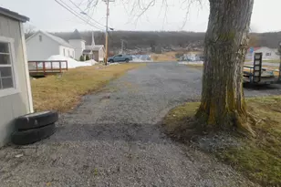 105 E Main St, Wardensville, WV 26851 - Photo 6