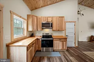 1110 Reymann Dr, Yellow Spring, WV 26865 - Photo 20
