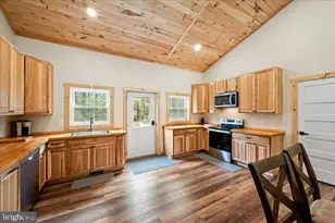 1110 Reymann Dr, Yellow Spring, WV 26865 - Photo 18