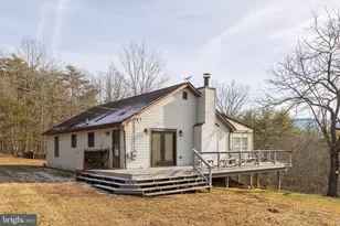 320 Cowgill Ln, Paw Paw, WV 25434 - Photo 18