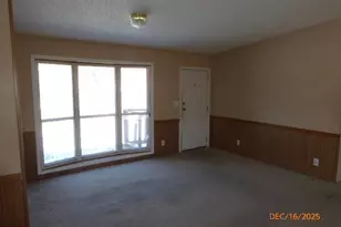 183 Sherman Dr, Augusta, WV 26704 - Photo 4