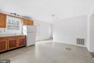 1345 Paul's Woods Rd, Delray, WV 26714 - Photo 6