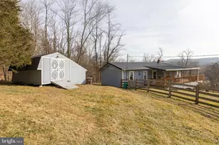 2402 Clarence Taylor Rd, Springfield, WV 26763 - Photo 48