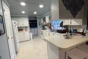 245 Pleasant Dale Dr, Augusta, WV 26704 - Photo 10