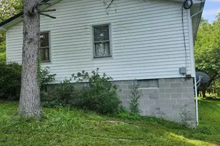 2445 Bear Wallow Hollow Rd, Augusta, WV 26704 - Photo 4