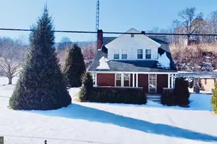 3500 Paw Paw Rd, Paw Paw, WV 25434 - Photo 48