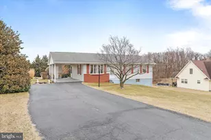 51 York Dr, Romney, WV 26757 - Photo 4