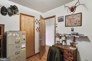 51 York Dr, Romney, WV 26757 - Photo 14