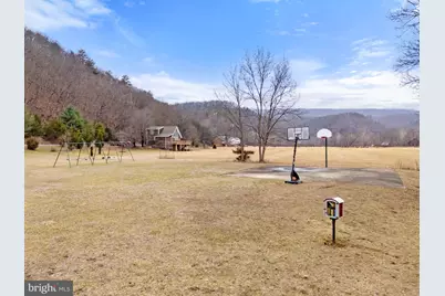 2368 Crossings View Road, Paw Paw, WV 25434 - Photo 100