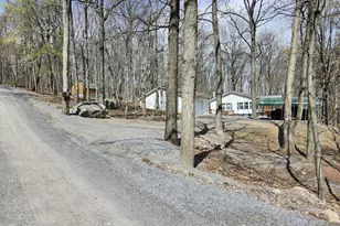 566 Wild Apple Ln, Paw Paw, WV 25434 - Photo 116